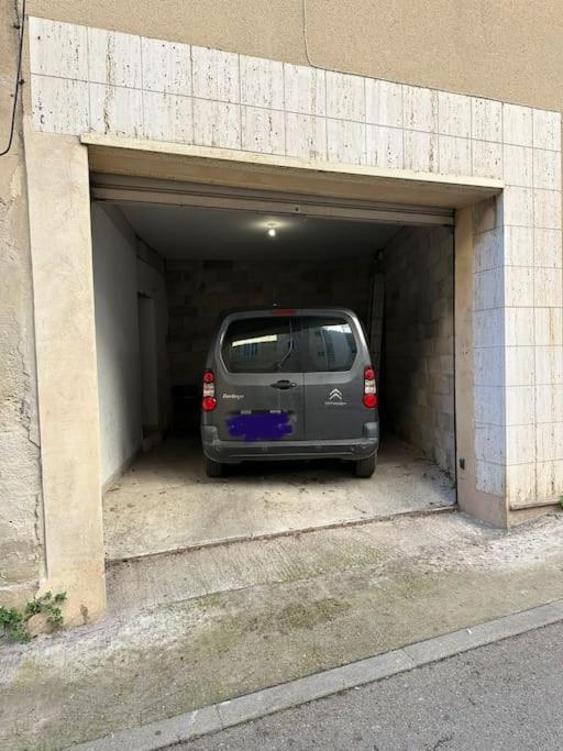 Appartement Centre Ville - Parking Prive - Wifi Nîmes Eksteriør billede