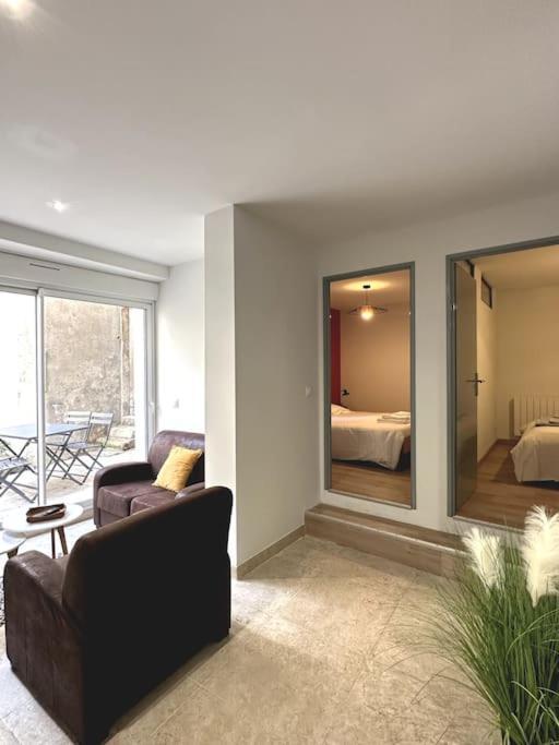 Appartement Centre Ville - Parking Prive - Wifi Nîmes Eksteriør billede